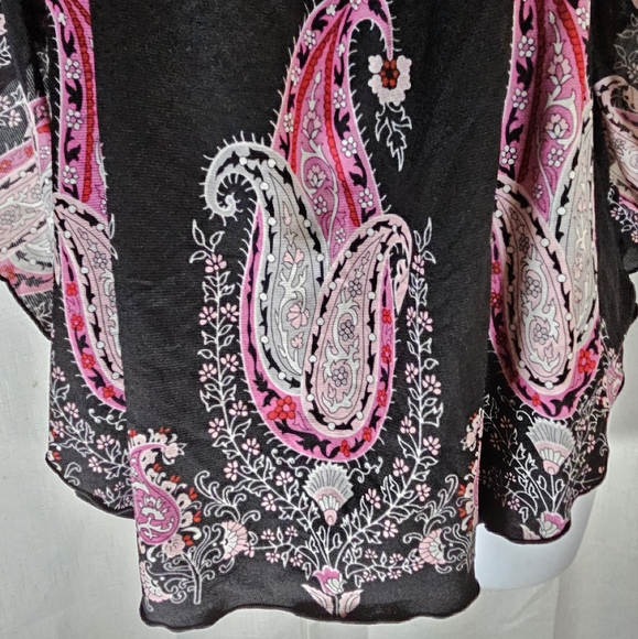 3/$20 Madison XL Square Neck Top - Picture 3 of 8